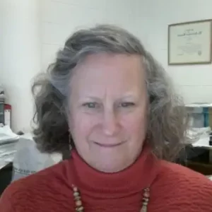 Dr Liza Snow